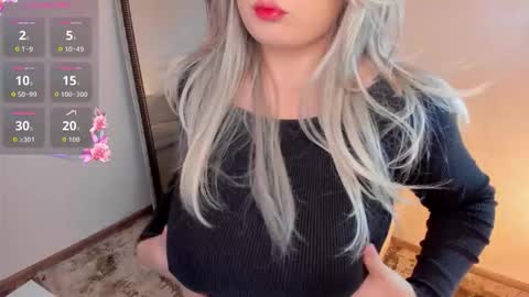 Anna online show from 10-27-25, 10:41