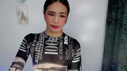 Snapshot of miss_azumix chatting on 03-06-26, 02:02 AZUMI online show from 03-06-26, 02:02