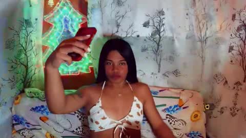 Snapshot of miss_bellah chatting on 04-12-26, 03:39 Bellah online show from 04-12-26, 03:39