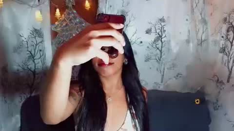 Snapshot of miss_bellah chatting on 04-27-26, 10:24 Bellah online show from 04-27-26, 10:24