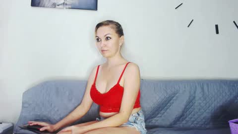 miss_blonde1 online show from 05-05-26, 06:54