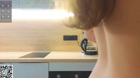 Snapshot of miss_bubbles chatting on 10-14-25, 12:33 Sandy online show from 10-14-25, 12:33