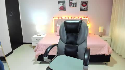 Cataleya online show from 05-23-26, 11:25