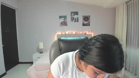 Cataleya online show from 06-15-26, 11:34