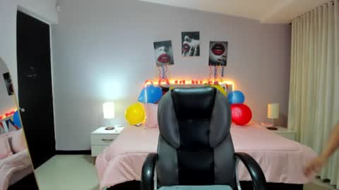 Cataleya online show from 06-22-26, 11:51