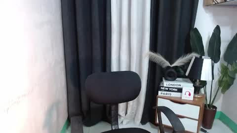miss_catherinex online show from 06-01-26, 01:46