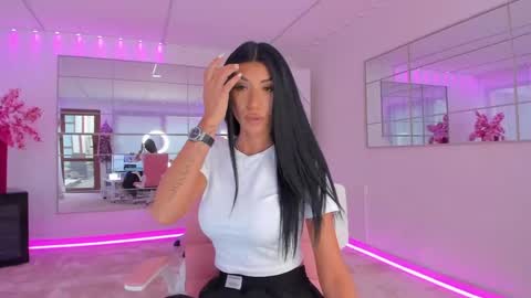 Snapshot of miss_diamond__ chatting on 04-01-26, 07:31 miss_diamond__ online show from 04-01-26, 07:31