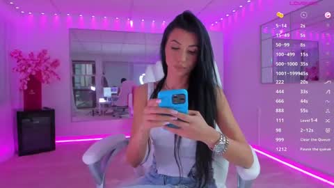 miss_diamond__ online show from 05-10-26, 05:23