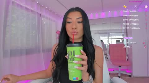 miss_diamond__ online show from 05-15-26, 06:53