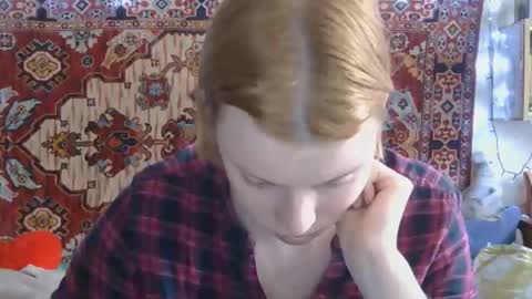 Snapshot of miss_elistia_ chatting on 04-06-26, 11:22 Elis online show from 04-06-26, 11:22