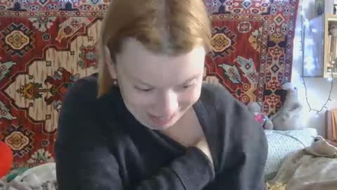 Snapshot of miss_elistia_ chatting on 04-30-26, 11:05 Elis online show from 04-30-26, 11:05
