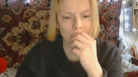 Snapshot of miss_elistia_ chatting on 05-11-26, 10:43 Elis online show from 05-11-26, 10:43