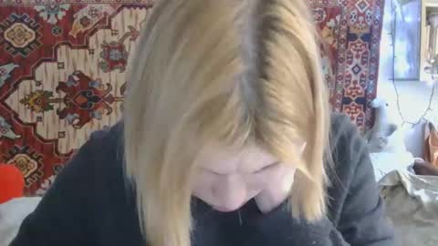 Snapshot of miss_elistia_ chatting on 05-12-26, 11:07 Elis online show from 05-12-26, 11:07
