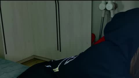 Snapshot of miss_emily_miller chatting on 11-20-25, 06:07 Emily online show from 11-20-25, 06:07