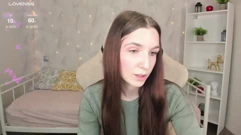 Eva online show from 09-11-25, 12:11