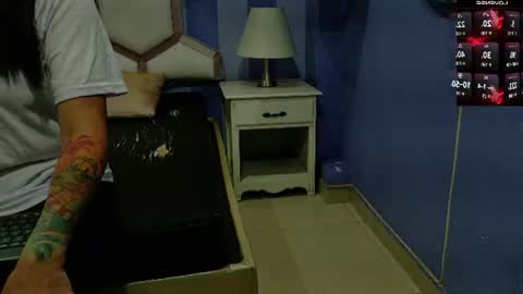 miss_evans_ online show from 06-20-26, 02:47