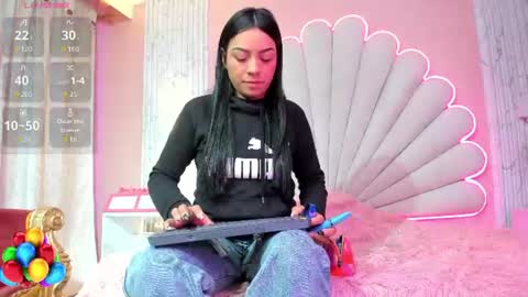 miss_evans_ online show from 07-14-26, 01:17