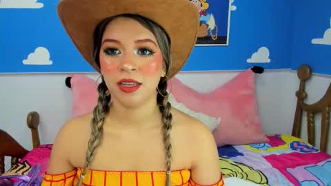 Evoleth online show from 10-31-25, 11:00