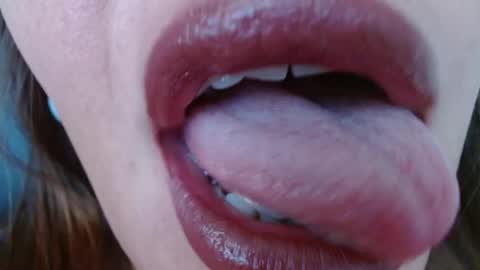 Miss Evoleth online show from 05-19-26, 05:08