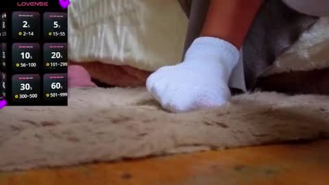 Snapshot of miss_flexi_sun chatting on 10-20-25, 08:04 ................................ online show from 10-20-25, 08:04