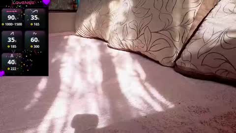 Snapshot of miss_flexi_sun chatting on 10-22-25, 07:41 ................................ online show from 10-22-25, 07:41