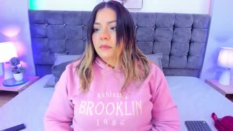 miss_horney online show from 12-21-25, 07:32