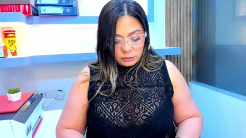 Snapshot of miss_horney chatting on 02-20-26, 01:55 miss_horney online show from 02-20-26, 01:55