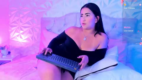Ivy online show from 01-25-25, 04:02