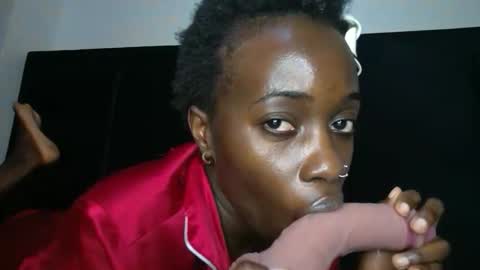 SensuElle  WHAT I DONT SHOW HERE... YOULL ONLY SEE IN PRIVATE  online show from 02-10-26, 09:30