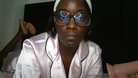 SensuElle  WHAT I DONT SHOW HERE... YOULL ONLY SEE IN PRIVATE  online show from 03-10-26, 06:29