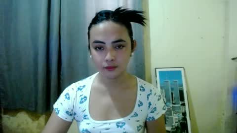 Snapshot of miss_jasmine_69x chatting on 06-28-26, 04:18 Miss jasmine online show from 06-28-26, 04:18