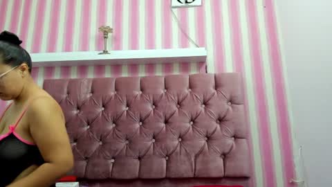 miss_kattya_ online show from 06-19-26, 11:25