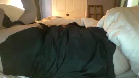 Snapshot of miss_kellyjo chatting on 10-17-25, 08:11 miss_kellyjo online show from 10-17-25, 08:11