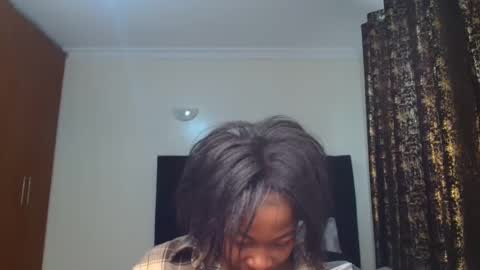 Miss Kiarrafit online show from 01-15-25, 01:09