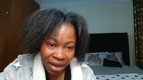 Miss Kiarrafit online show from 01-17-25, 01:57