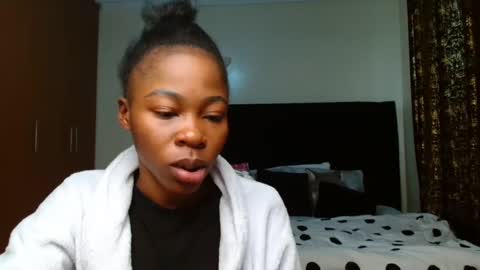 Miss Kiarrafit online show from 01-23-25, 01:45