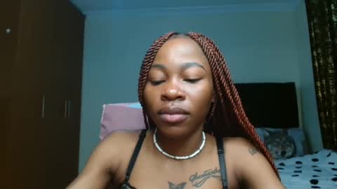 Miss Kiarrafit online show from 01-25-25, 06:57