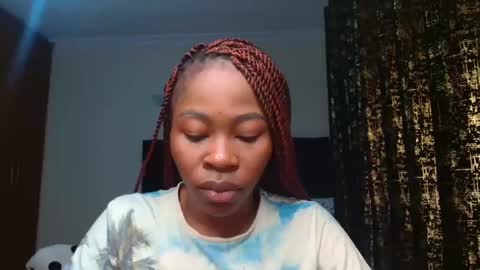 Miss Kiarrafit online show from 02-10-25, 03:13