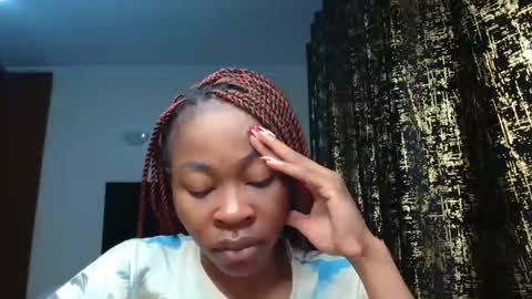 Miss Kiarrafit online show from 02-18-25, 04:16