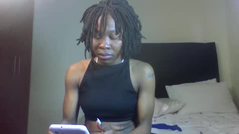 Snapshot of miss_kiarrafit chatting on 10-22-25, 02:50 Miss Kiarrafit online show from 10-22-25, 02:50