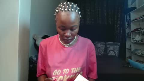 Miss Kiarrafit online show from 02-16-26, 09:49