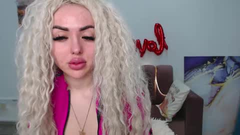 miss_kiten online show from 03-04-25, 08:05