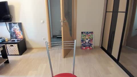 Snapshot of miss_kitty13 chatting on 10-19-25, 05:19 Kitty online show from 10-19-25, 05:19