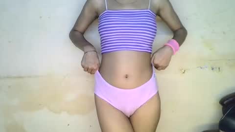 Snapshot of miss_kruti chatting on 07-08-26, 06:45 Kruti online show from 07-08-26, 06:45
