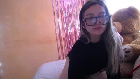 lilieth  online show from 12-04-24, 07:01