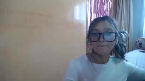 Snapshot of miss_lilieth chatting on 11-02-25, 02:52 lilieth online show from 11-02-25, 02:52