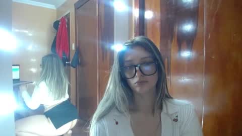 Snapshot of miss_lilieth chatting on 11-05-25, 06:30 lilieth online show from 11-05-25, 06:30