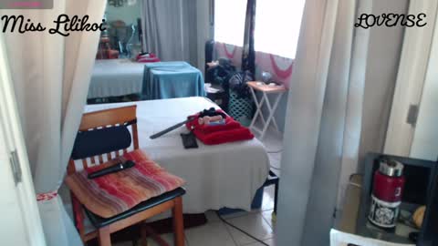 Snapshot of miss_lilikoi chatting on 01-23-25, 11:58 Miss Lili or Lili please no bb baby babe or nicknames of the like AND def NO MOMMY online show from 01-23-25, 11:58