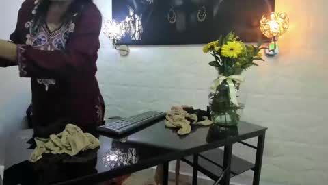 lucero online show from 02-13-25, 12:35