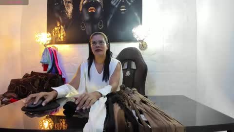 lucero online show from 11-06-25, 01:39